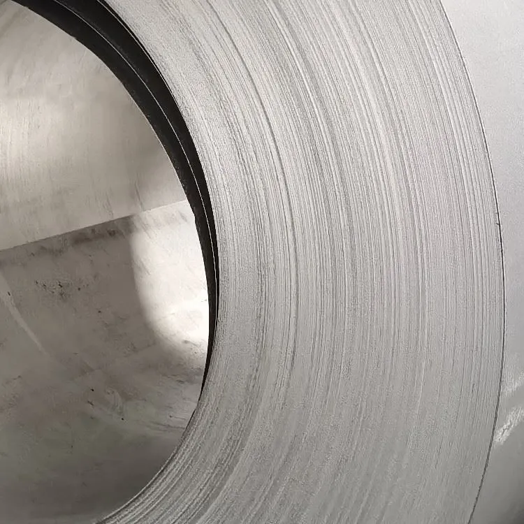 Coil dur wedi'i orchuddio â sinc dur galfanedig mewn spangle rheolaidd